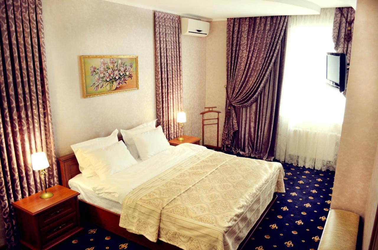 Hotel Dobrodiy Vínnytsia Exterior foto